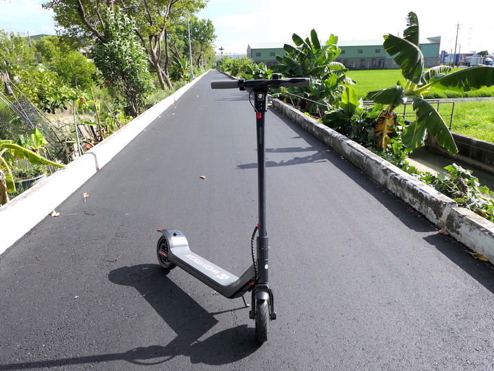 [不務正業護理師開箱]威瑪科技 Waymax X7 尊雅 電動滑板車～好好玩簡單騎,創造新型運動生活～