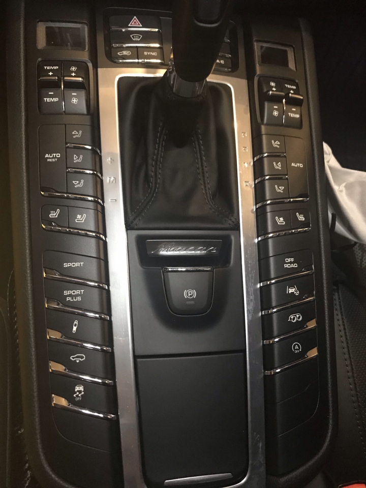 Macan Turbo - 不像suv的suv
