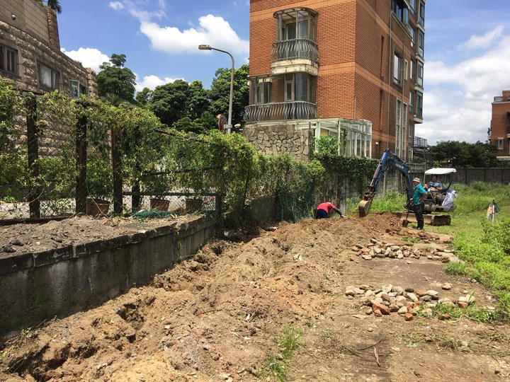 南港新庄仔埤8月 外來種控管移除及螢火蟲棲地復育工作紀實