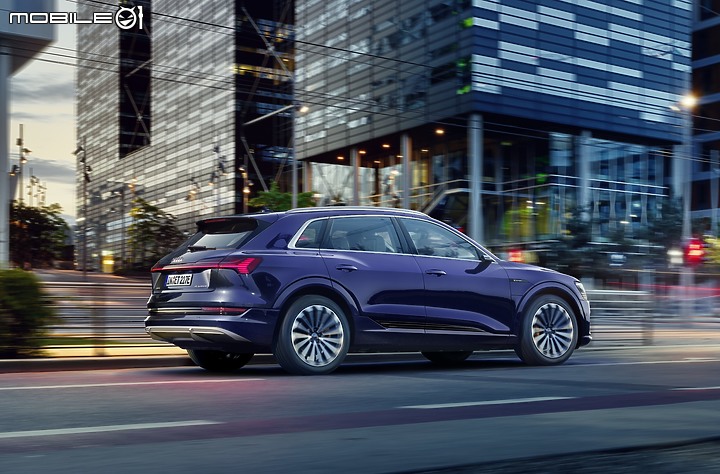 【國內新訊】Audi 持續打造「e-tron」純電生活圈,年底前將完成六座 180kW 快充站!