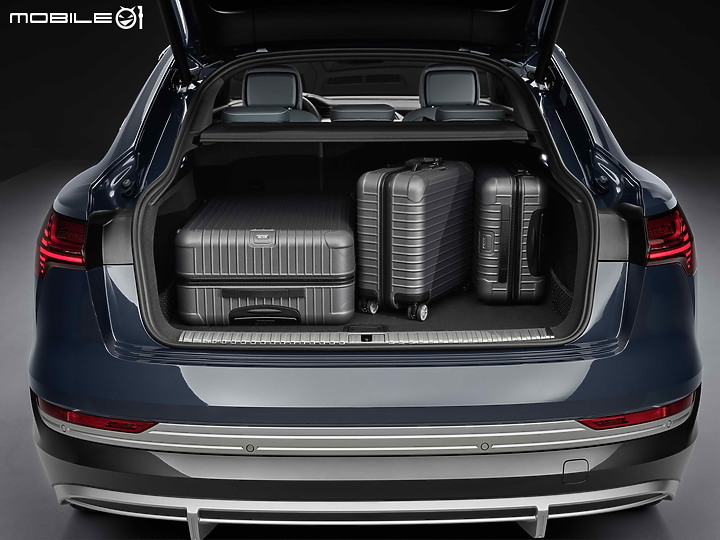 【國內新訊】Audi e-tron / e-tron Sportback 289萬元起預售開始,全數位虛擬後視鏡套件現身!