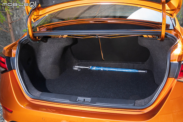 新款 Nissan Sentra 尊爵智駕版試駕 | 有備而來的堅強戰力,面對強敵環伺能否脫穎而出?
