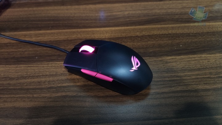 【小宅開箱】ASUS ROG Strix Impact II Electro Punk 「粉」出你的風格