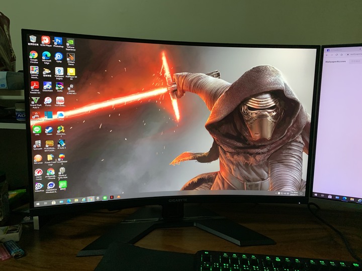 Gigabyte G34WQC與G32QC小孩才做選擇XD
