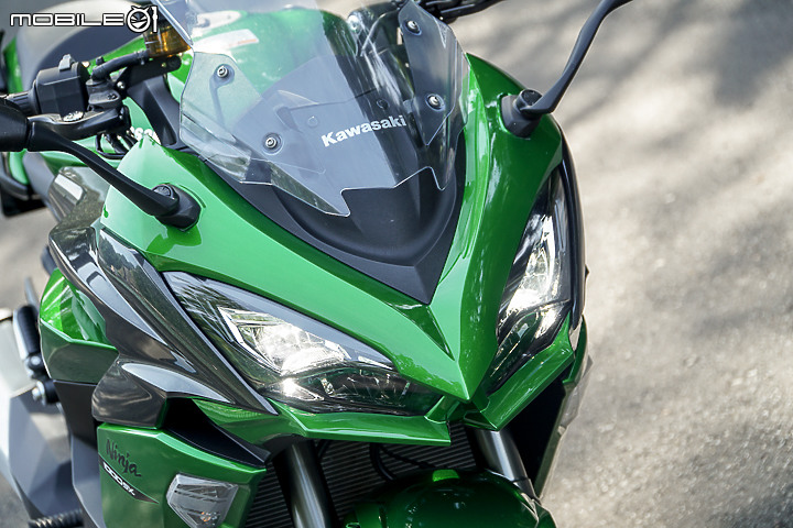 2020 Kawasaki Ninja 1000SX 重點試駕 四缸旅跑也能平順柔滑