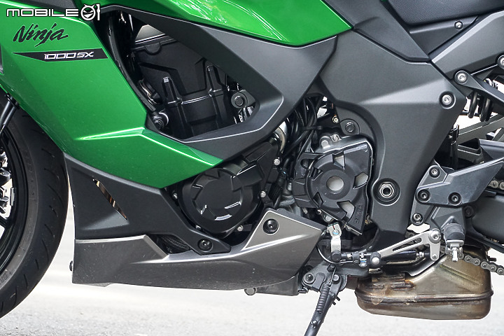 2020 Kawasaki Ninja 1000SX 重點試駕 四缸旅跑也能平順柔滑