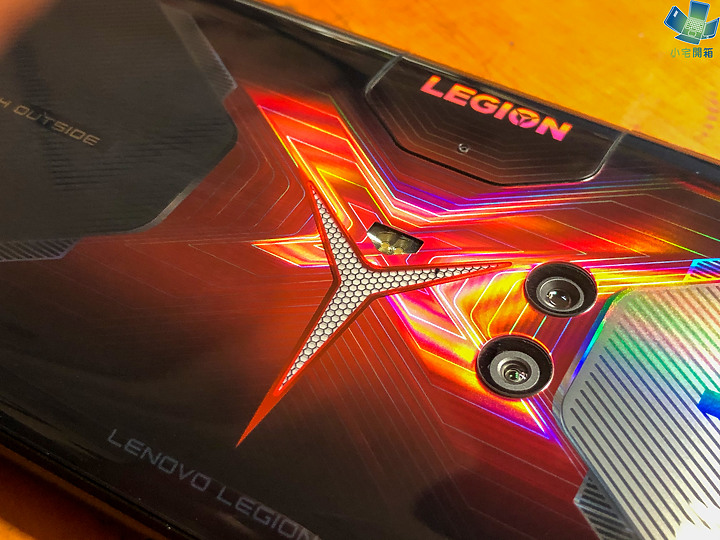 點我看大圖 【小宅開箱】Lenovo Legion Phone Duel 為了電競直播而生還是電競體驗而生-part 1