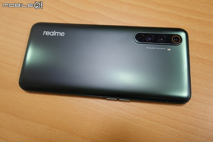 點我看大圖 【開箱】realme X50 pro 5G,青苔色,同場加映realme 65W超級閃充套裝SUPERDART
