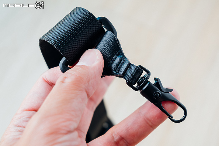 KUVRD Camera Strap 攝影背帶｜極速拆裝超便利 簡單試用分享！