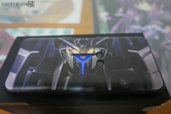 點我看大圖 Lenovo Legion Phone Duel 拯救者手機小開箱