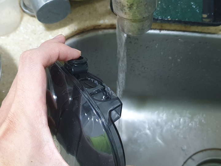 真機皇,LG CordZero ThinQ A9 K系列濕拖無線吸塵器開箱體驗