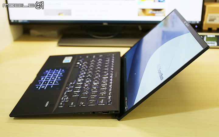 分享商用超羽量筆電 – 華碩ASUS ExpertBook B9450
