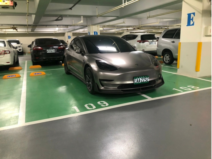 善良的特斯拉車主
