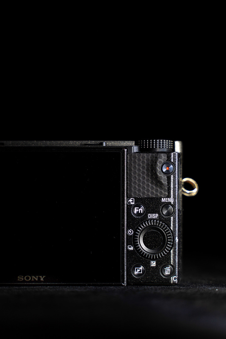 幫黑卡穿新衣-- LIFE+GUARD復古銀黑色膜分享