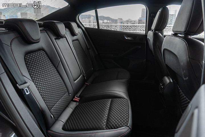 Ford Focus 4D ST-Line Lommel /17 SLA 試駕：運動舒適同等進化