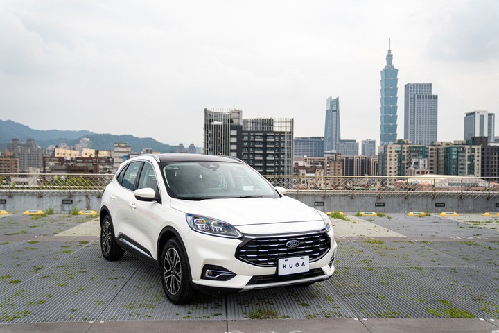 TOYOTA Corolla Cross來襲!國產休旅該怎麼擋
