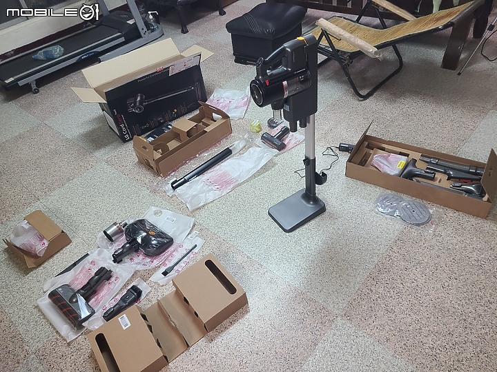 點我看大圖 LG A9K系列 WiFi濕拖無線吸塵器 二少爺 不專業 偽開箱 兼簡易使用心得分享
