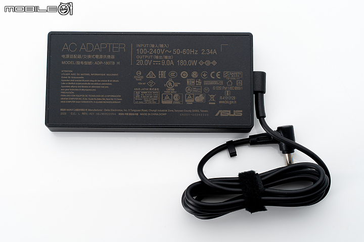 ROG Zephyrus G14-ACRNM 特別版獨家開箱 激起潮流與科技的完美火花！