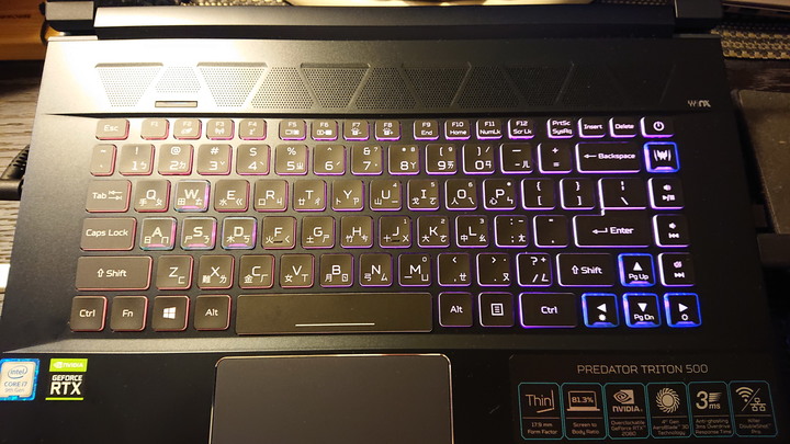 Acer Triton 500 PT515-51-7730 開箱