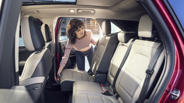 Ford KUGA將推出「加長型三排七人座」車型，預計2022年登場