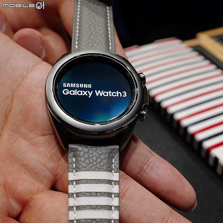 SAMSUNG FOLD2 THOM BWONE限量版首發開箱