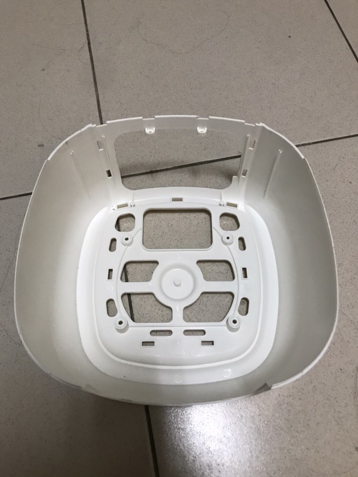 氣炸鍋外殼塑膠射出成型的開模費用大概多少?