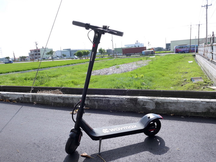 [不務正業護理師開箱]威瑪科技 Waymax X7 尊雅 電動滑板車～好好玩簡單騎,創造新型運動生活～
