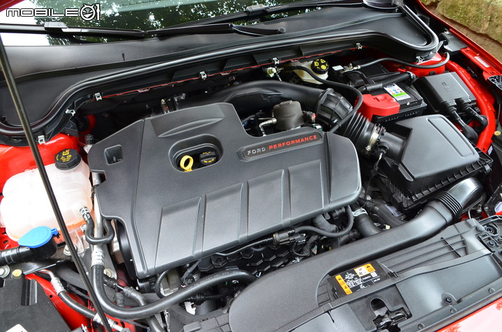 Ford Focus ST Wagon 試駕,動力性能、空間機能我全都要!