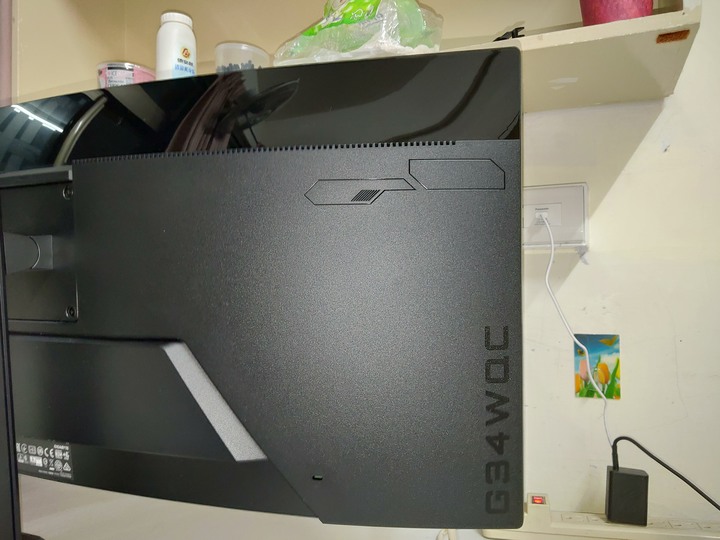 21:9 Ultrawide Monitor CP值首選-技嘉 G34WQC電競螢幕簡單開箱體驗心得
