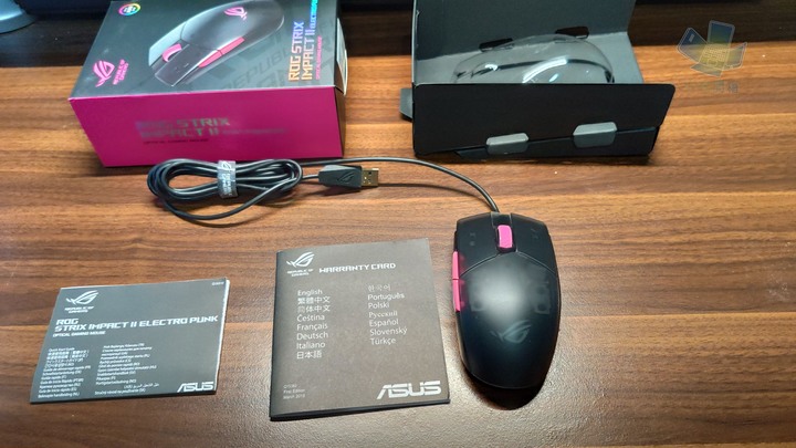 【小宅開箱】ASUS ROG Strix Impact II Electro Punk 「粉」出你的風格