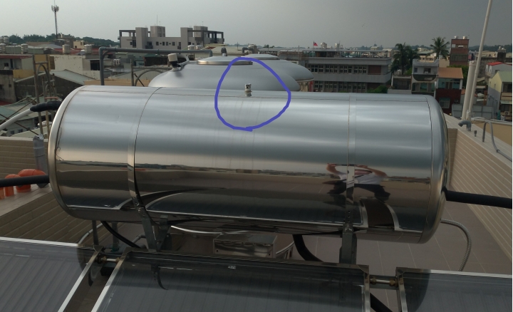 太陽能熱水器漏水是正常的嗎？
