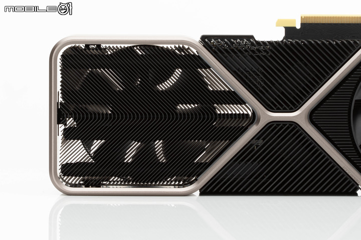 NVIDIA RTX 3080 Founders Edition 創始版外觀開箱 比擬工藝品等級顯卡製品