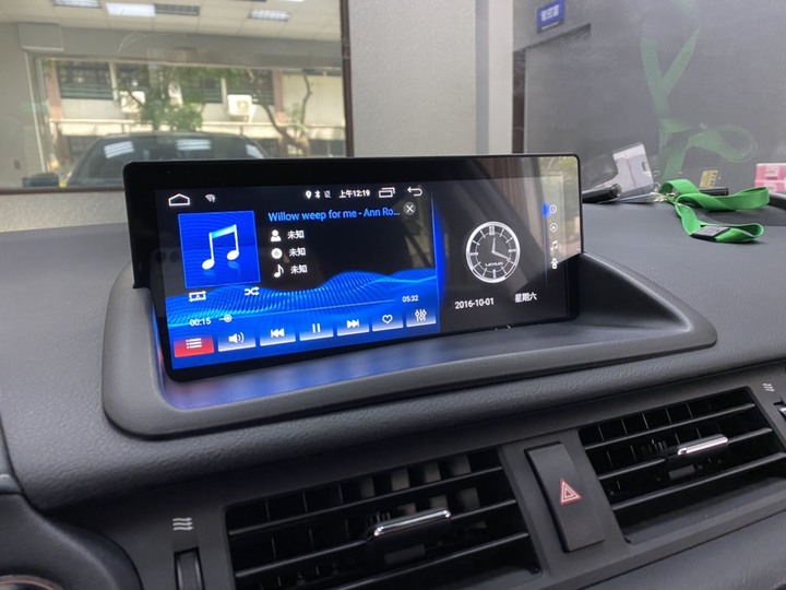 LEXUS CT200h 大螢幕車機+電子後視鏡心得分享