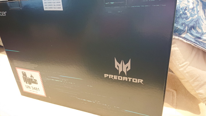 Acer Triton 500 PT515-51-7730 開箱