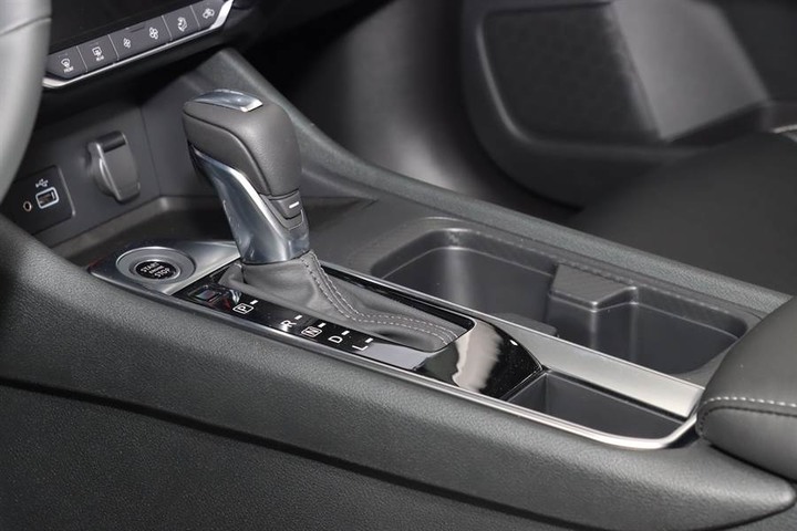 [細節圖爆多] 經銷商預售價 74.9 萬起、三種規格設定，全新 Nissan Sentra 1.6 華山 VIP 預賞會實拍