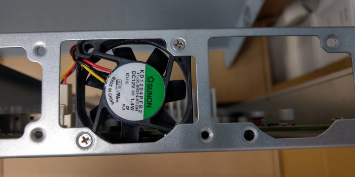 NAS用便宜10G交換器