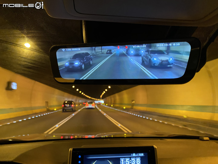 Toyota RAV4 2.0 Adventure 4WD 試駕，不安於都市、脫掉制服更有休旅風格！