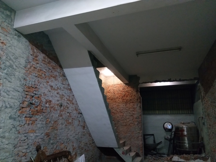 樓梯改建位置