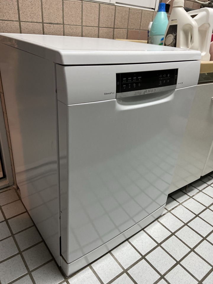 Bosch series 6洗碗機使用心得 (SMS68IW00X)