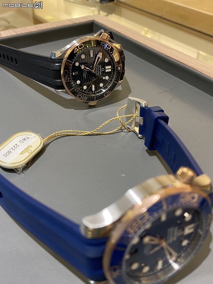 Omega Seamaster 300M 同軸擒縱42mm 海馬(黑金與藍金)
