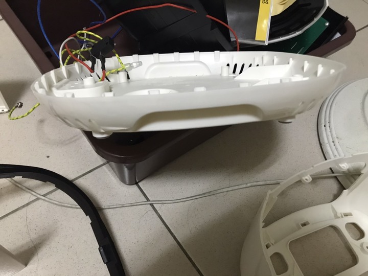 氣炸鍋外殼塑膠射出成型的開模費用大概多少?