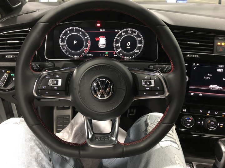 (開箱) Golf GTI 7.5 Performance