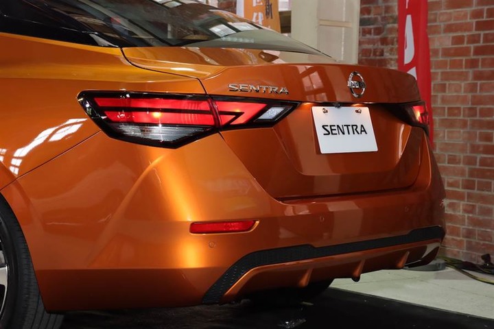 [細節圖爆多] 經銷商預售價 74.9 萬起、三種規格設定，全新 Nissan Sentra 1.6 華山 VIP 預賞會實拍