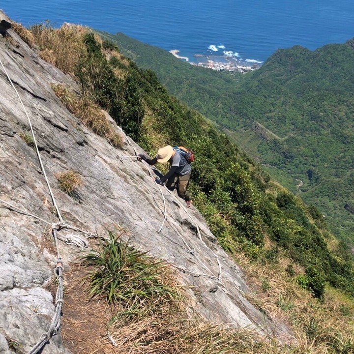 Revolution Race Gpx Pro Rescue Pants 登山褲心得