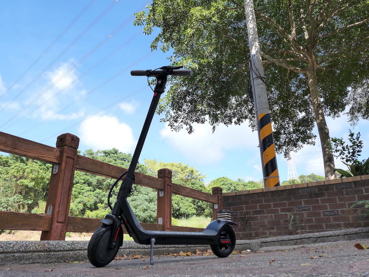 [不務正業護理師開箱]威瑪科技 Waymax X7 尊雅 電動滑板車～好好玩簡單騎,創造新型運動生活～