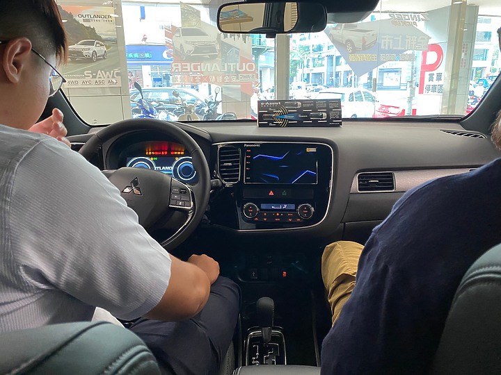 21年式Outlander S-AWC,賞車心得分享