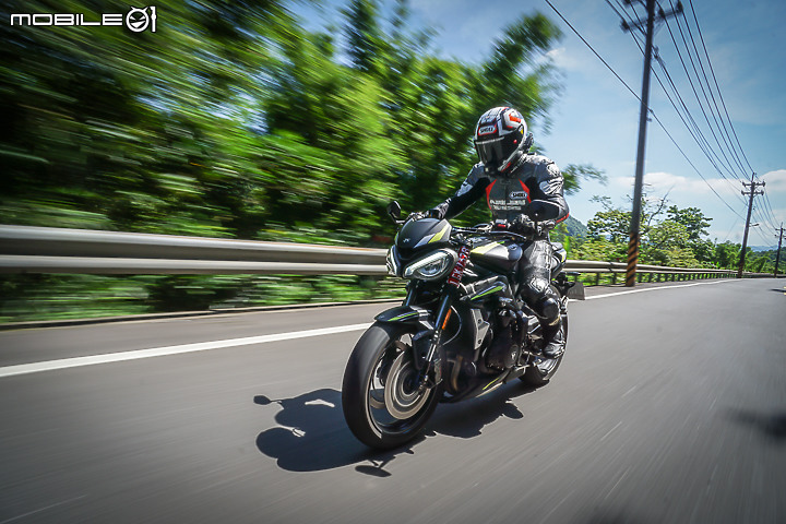 2020 Triumph Street Triple 765RS 試駕 輕盈暴力卻又充滿紳士態度