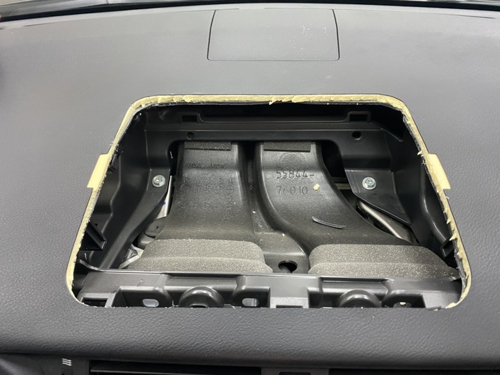 LEXUS CT200h 大螢幕車機+電子後視鏡心得分享