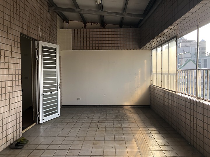 【開箱】高雄 工業風1314樓中樓 高樓層景觀大露台