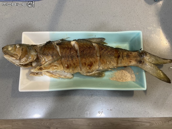 開箱一隻讓老婆開心的不沾鍋。